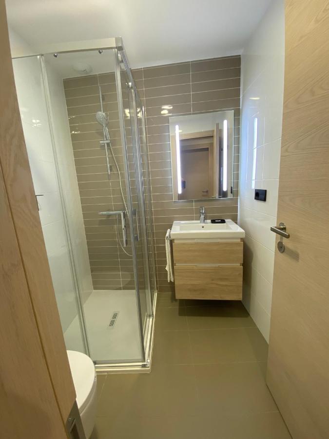 Apartamento Move In Miragaia Vigo Exterior foto